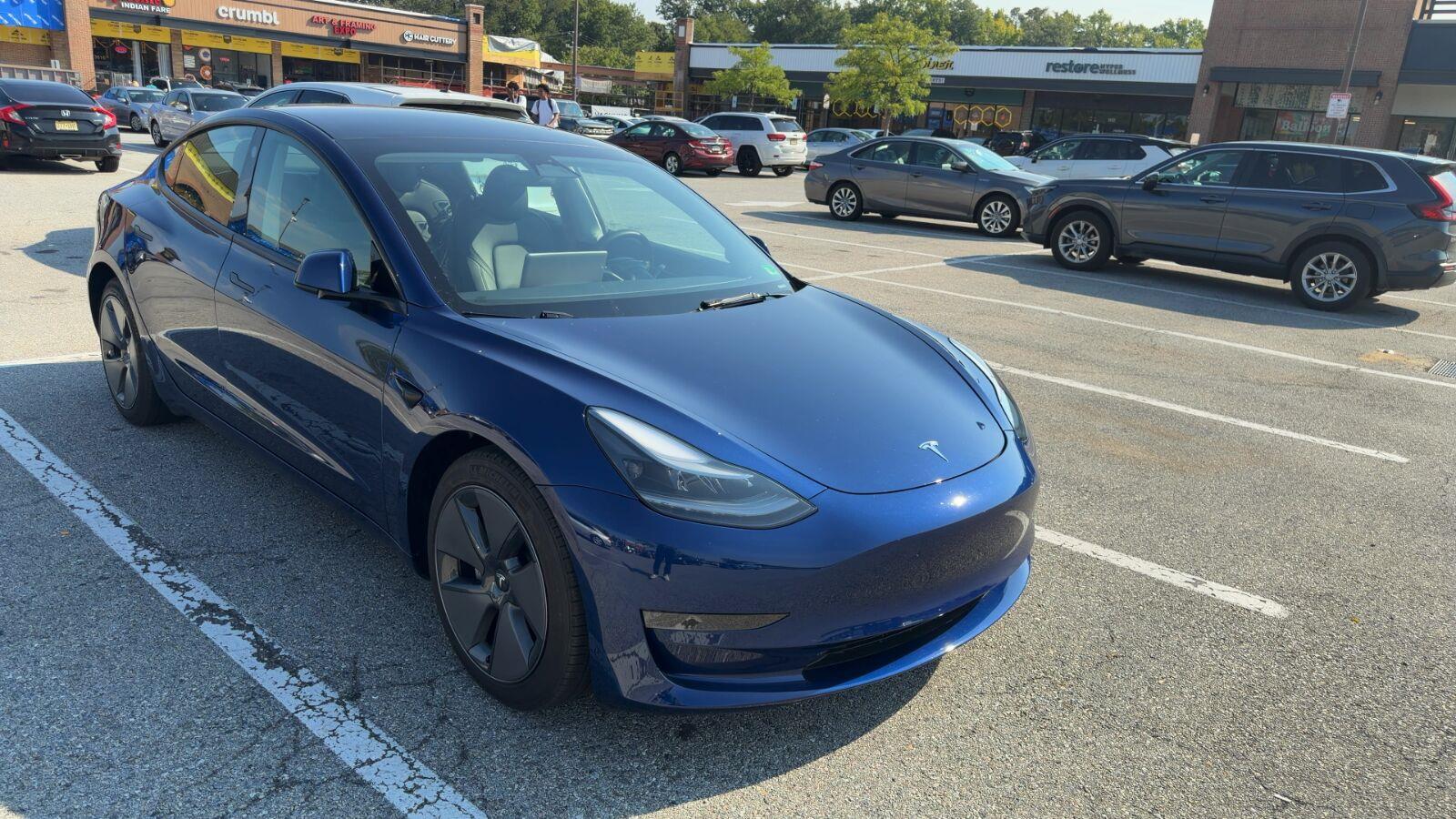 tesla model 3 2023 5YJ3E1EAXPF699185 image tesla model 3 2023 5YJ3E1EAXPF699185 image